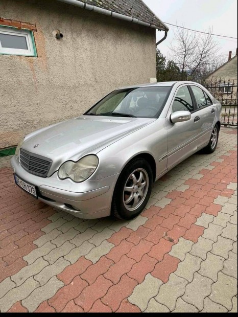 Elad vagy csere Mercedes W203 220CDI