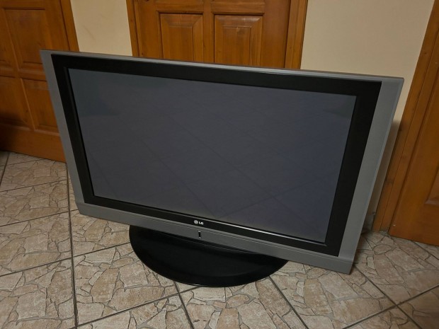 Eladó vagy cserélhető LG TV 42"
