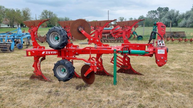 Eladó váltvaforgató eke Agro-MASZ