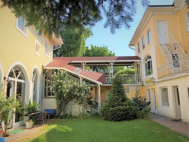 Elad� vend�gl�t�s, Budapest 16. ker.