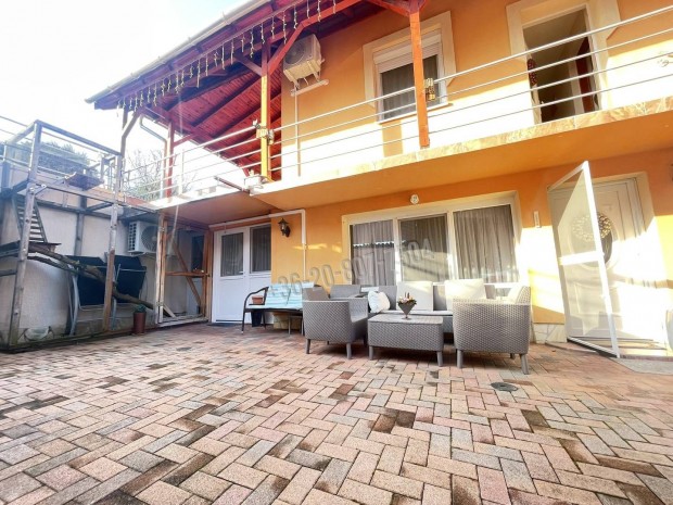 Elad� vend�gl�t� egys�g, Eger Hatvanih�stya, 259000000 Ft, 300 617_med