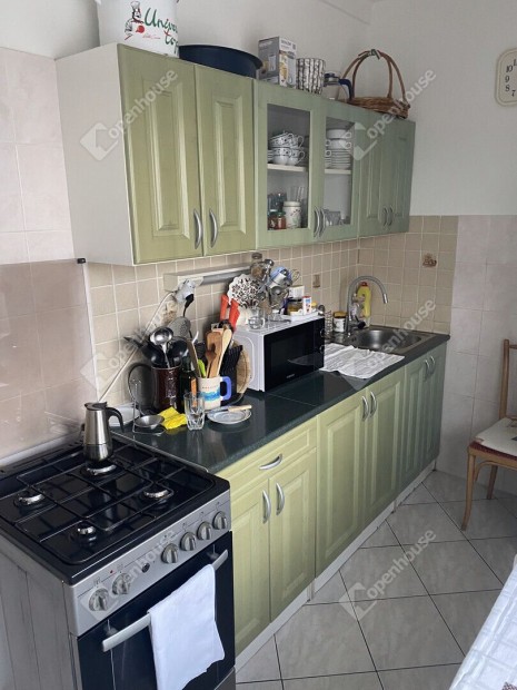 Elad� vil�gos, j� �llapot� lak�s Gy�r-Szabadhegy