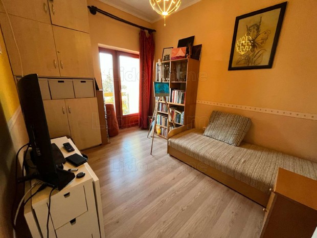 Elad� v�z k�zeli 2 gener�ci�s Nyaral� Balatonbogl�ron!