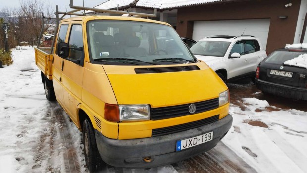 Elad volkswagen transporter t4 2.4 motorral 