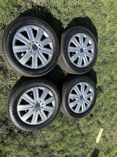 Eladó vw 16 télikerék garnitúra
