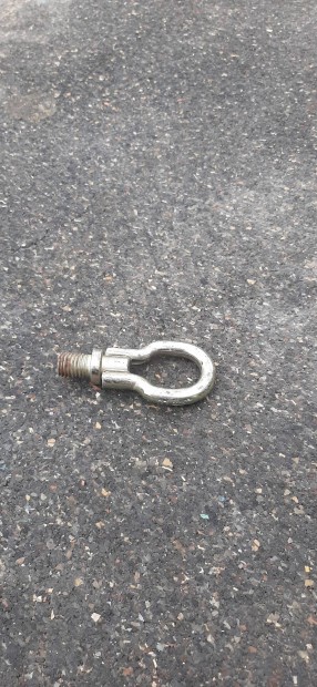 Eladó vw golf 4 gyári vonószem!