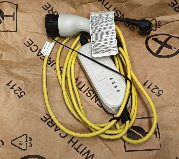 Elad vw otthoni type2 elektromos aut tlt 10A 230v
