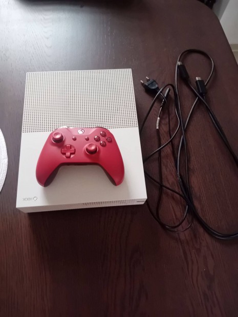 Elado xbox one s