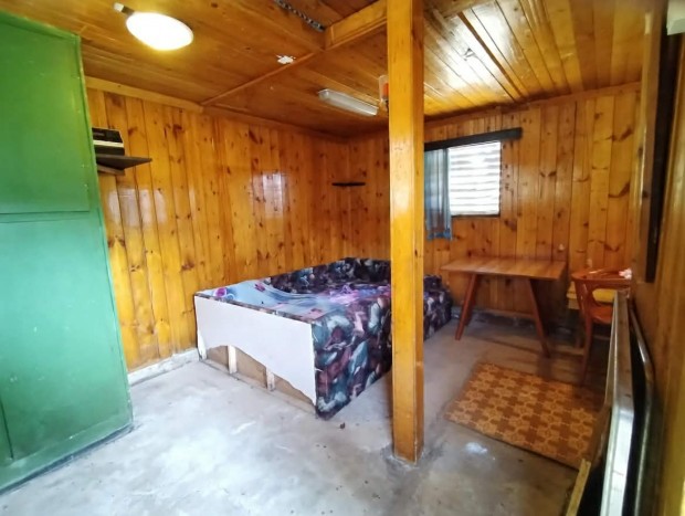 Elad� z�rtkert Salg�tarj�n  Vadaskert, panor�m�s, nyugodt