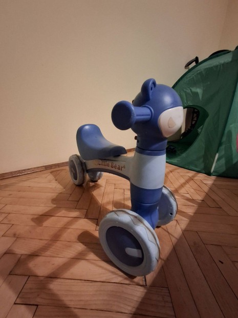 Eladó zenélő kis motor
