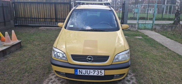 Elad�v� v�lt szeretett aut�nk