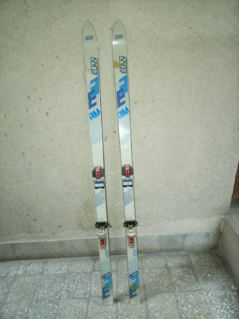 Elan síléc Marker kötéssel újszerű kb. 175 cm hosszú