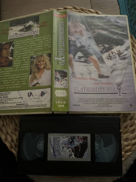 Eltkozott foly vhs