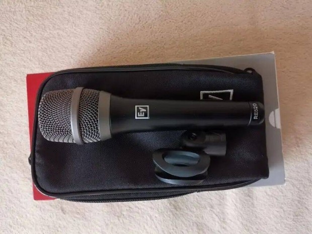 Electro-Voice RE520 Kondenztor nekmikrofon