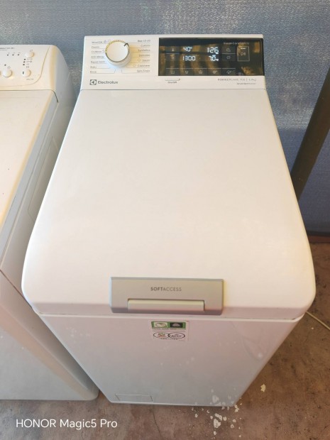 Electrolux 7kg inverteres gőzös mosógép
