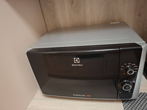 Electrolux EMS21400S Mikrohullm st