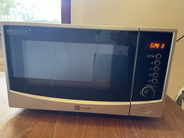 Electrolux EMS 20400 S mikrohullámú sütő