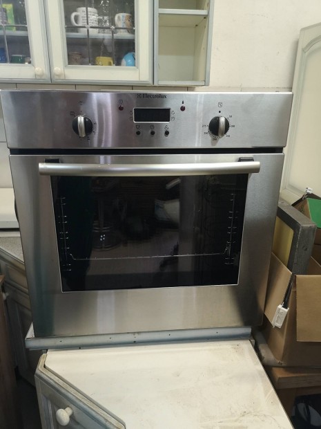 Electrolux EOB3630X beépíthető légkeveréses sütő