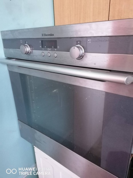 Electrolux beépíthető villany sütő