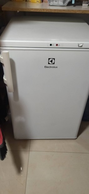 Electrolux fagyaszt szekrny 