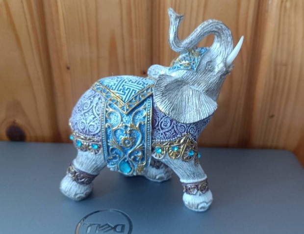Elefant premium gyujtoi szobor áron alul