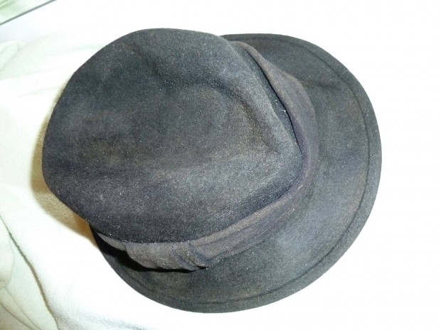 Elegns fekete Girardi frfi kalap