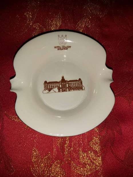 Elegns porceln hamutl Hotel Gellrt Budapest felirattal- Vitrin ll