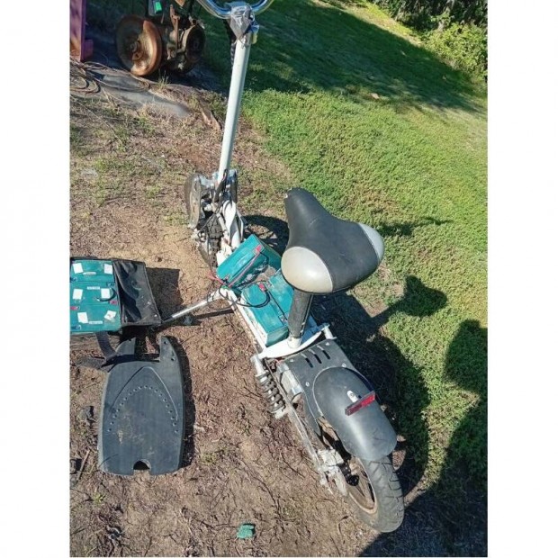 Elekromos terep roller elad