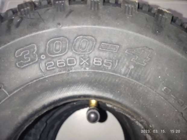 Elekrtomos moped min�s�gi gumi 260x85 pl: Elektra 7000 moped Elad� 4db