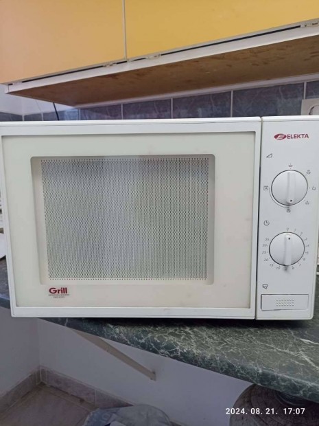 Elekta grilles mikrohullámú sütő