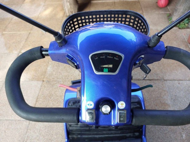 Elektra 7000 elektromos moped, rokkantkocsi