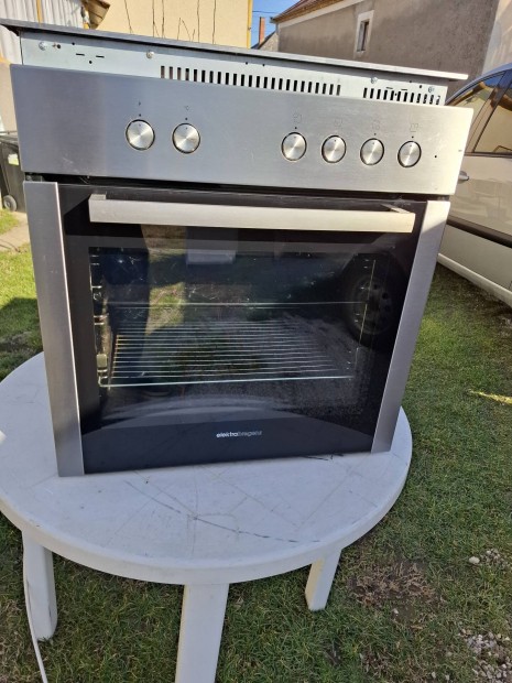 Elektrabregenz Be�p�thet� ker�mialapos indukci�s T�zhely 