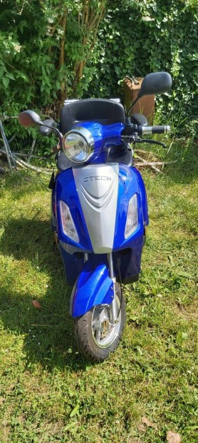 Elektromos 3 kerekű robogó, ZTE ZT-15-d eladó!