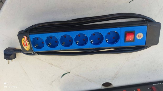 Elektromos Hosszabbító Elosztó Eladó !
