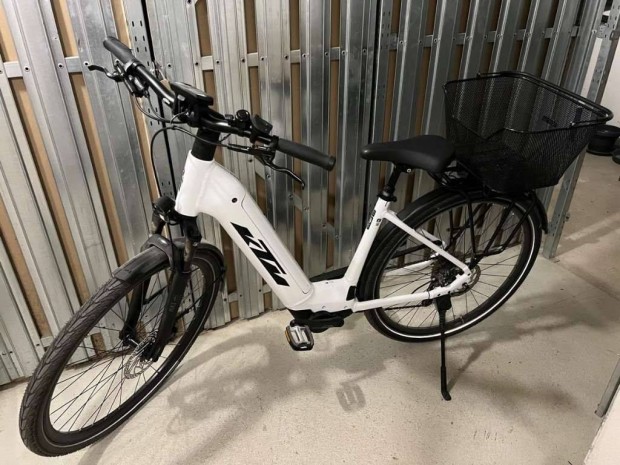 Elektromos Kerkpr Ebike Ktm Macina Trekking S-Mretben