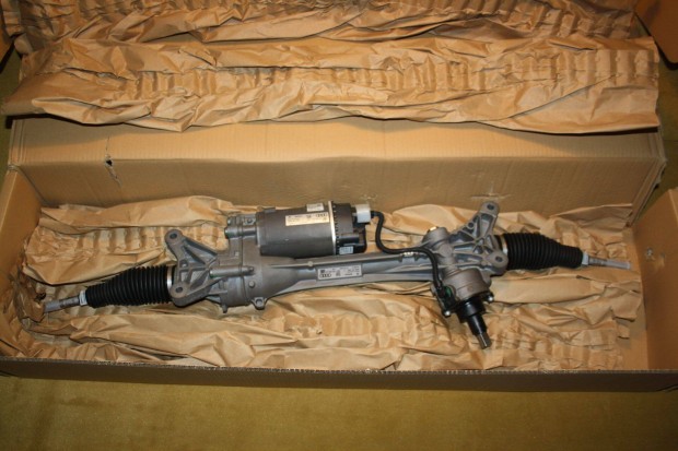 Elektromos Kormnym AUDI A4 A5 8W1423055AJ 8W1423055AE