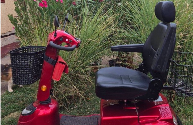 Elektromos Moped 2022