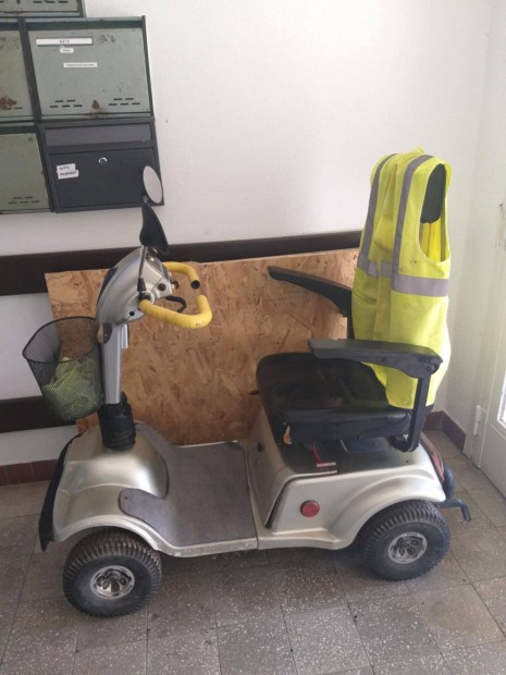 Elektromos Mozgássérült Moped Eladó