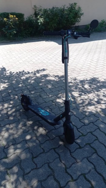 Elektromos Roller 350W, új akku, töltő