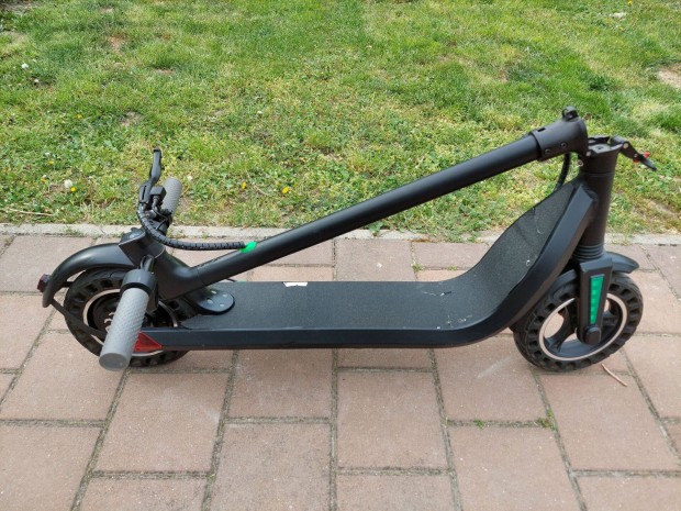 Elektromos Roller E10, 350W, 13,7 kg, 25 km/h