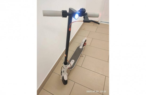 Elektromos Roller Xiaomi MI 3 Electric Scooter