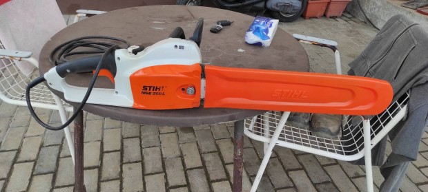 Elektromos Stihl MSE 250 C lncfrsz 