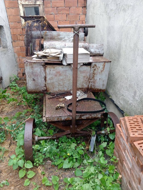 Elektromos cirokmag lehúzó gép