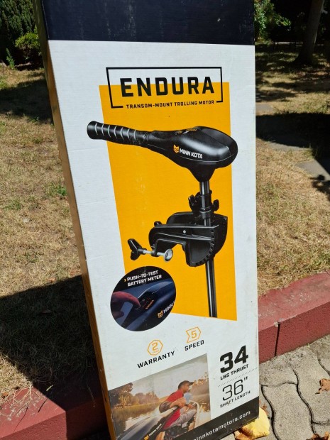 Elektromos csónakmotor akkumulátorral