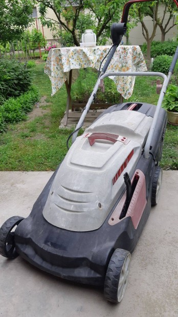 Elektromos fűnyíró: AL-KO komfort 40 E 40 cm vágó szél. 1400W, jól műk