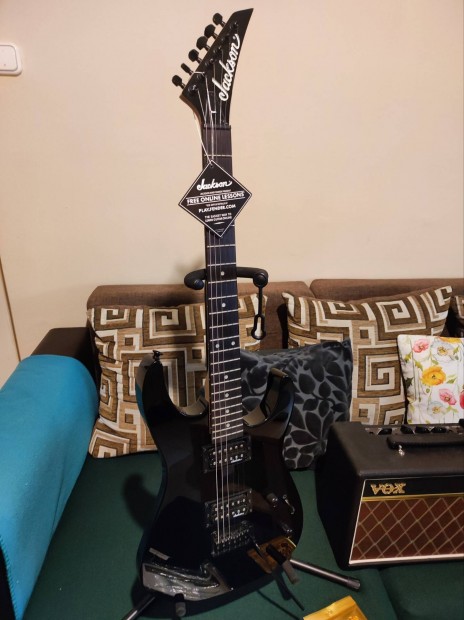 Elektromos gitr Jackson JS11 dobozban