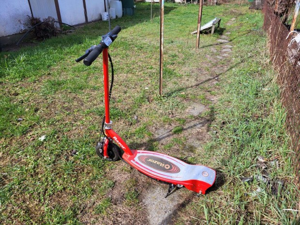 Elektromos gyermek roller