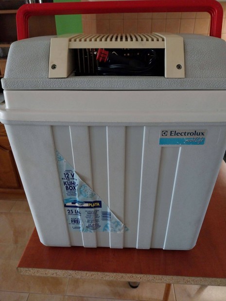 Elektromos hűtőbox camping, autó, hajó