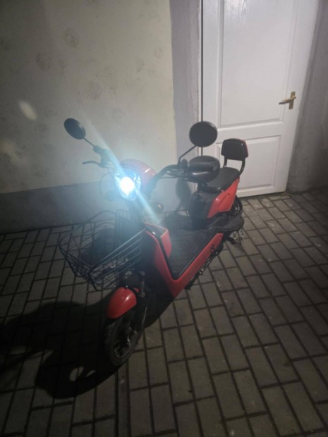 Elektromos ker�kp�r