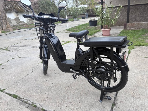 Elektromos ker�kp�r